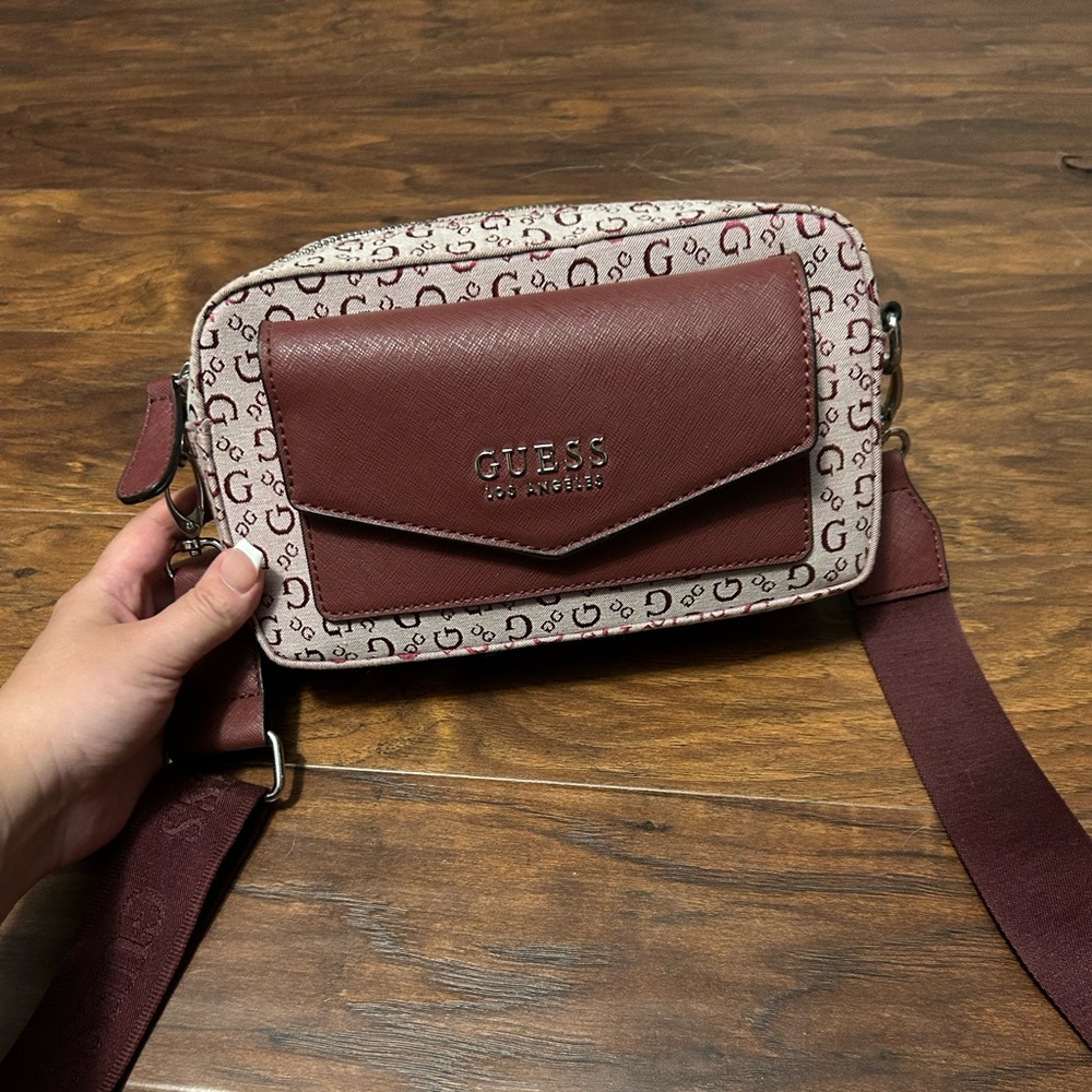 Guess Crossbody Bag